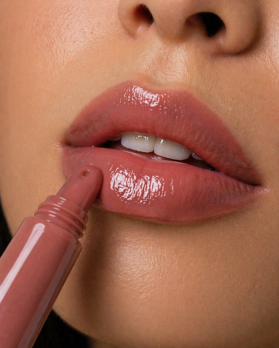 LASHÉ Peptide Lip Balm – Caramel Macchiato