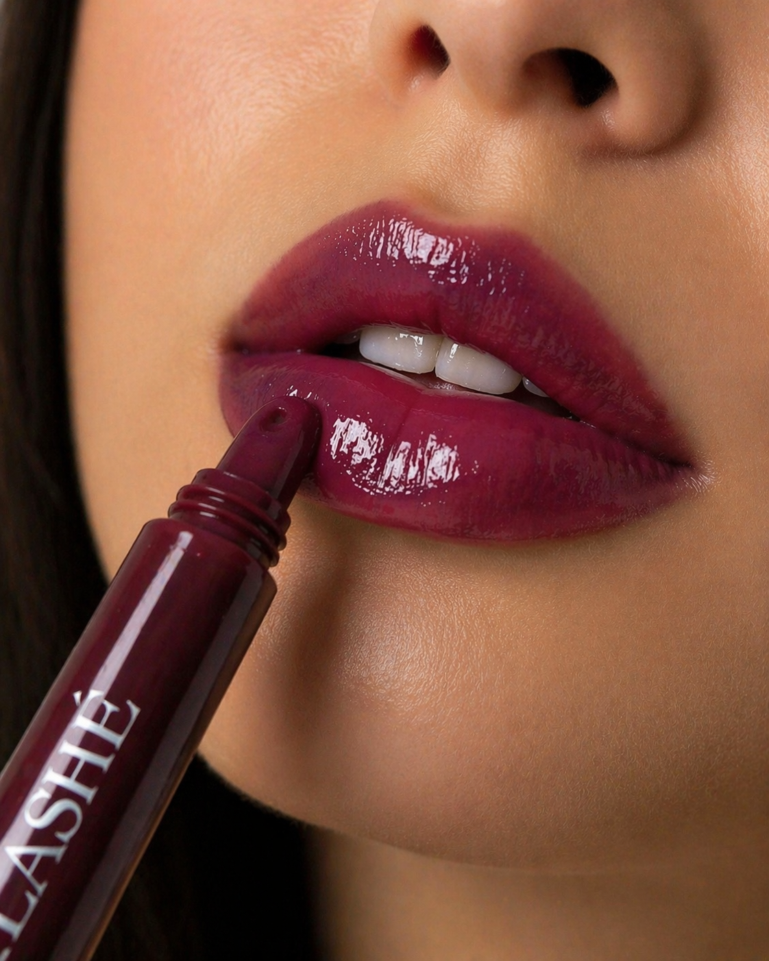 LASHÉ Peptide Lip Balm – Cherry