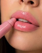 LASHÉ Peptide Lip Balm – Strawberry